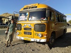 El flamante autobús 265 que une Garni con Yerevan