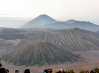 Mar de Arena y los volcanes de Batok, Bromo, Kursi y Semeru