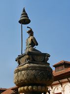 Estatua del rey Bhupatindra Malla