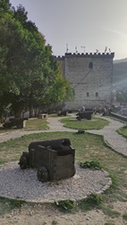 Interior del castillo, Gjirokaster