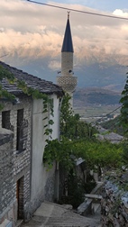 Alrededores del bazar, Gjirokaster