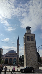 Torre del reloj y Mezquita Iljaz Bej Mirahorit