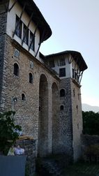 Zekate House