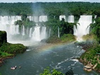 Las cataratas de Iguazú vistas desde Brasil