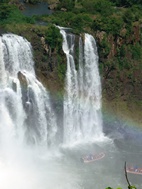 Las cataratas de Iguazú vistas desde Brasil