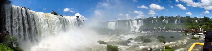 Las cataratas de Iguazú vistas desde Brasil