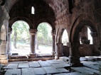 Interior del Monasterio de Sanahin