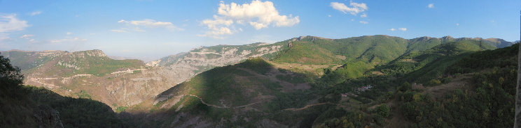 Vistas desde el Monasterio de Tatev