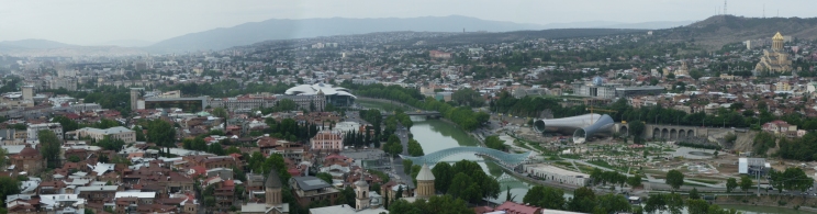 Vistas de Tbilisi desde la Fortaleza Narikala