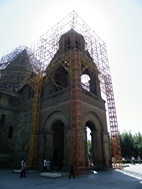 Torre de la Campana, Echmiadzin