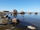 Rocas errantes en la playa de Käsmu