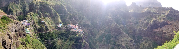 Fontainhas, Caminata entre Cruzinha y Ponto do Sol