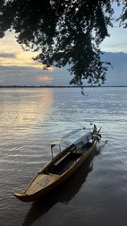 Avistamiento de delfines en el rio Mekong