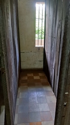 Tuol Sleng, Oficina S-21
