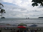 Playa frente al hotel, fuera de los limites del PN Manuel Antonio