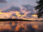Atardecer desde el muelle de Tortuguero