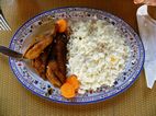 Pollo con arroz, Mweya hostel