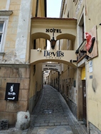 Acceso a la calle Baštová