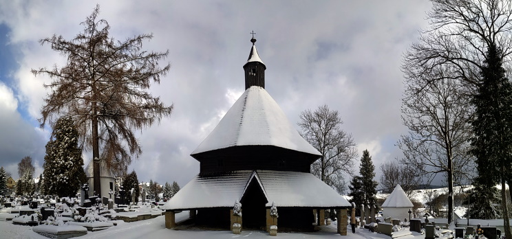 Iglesia de Tvrdosin