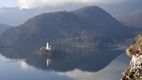 Vistas del lago e isla de Bled desde el castillo