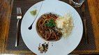 Pasta istriana casera con ternera, tomate seco y pimienta verde, restaurante Sova