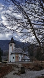 Iglesia de Juan el Bautista, Ribcev Laz