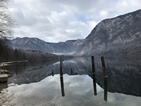Vistas desde el camino que bordea el lago Bohinj