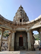 Templo Bihariji, Amber
