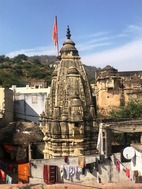 Templo Bihariji, Amber