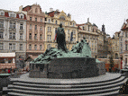Monumento a Jan Hus, Staromestske namesti