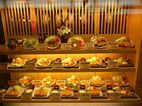 Comida de plástico en los escaparates
