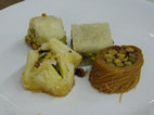Dulces varios en Al Quds (Jerusalem) Restaurant, Amman