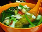 Sopa noddles con frutos del mar, Jalan Alor