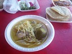 Caldo con pollo
