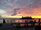 Atardecer desde el centro urbano de Isla Mujeres