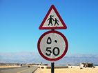 Señal de Trafico, Oman