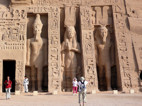 Templo Reina Nerfertari, Abu Simbel