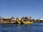 Islas flotantes en el Lago Titicaca