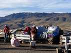 Vendedores en laguna de Lagunillas