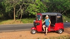 Sri Lanka desde el asiento de atras de un tuktuk