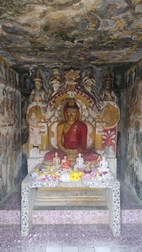 Gadaladeniya Vihara