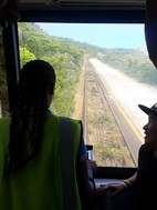 Dentro del funicular que da cceso al faro de Cape Point