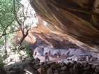 Casas en la cueva de Ha Kome