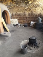 Casas en la cueva de Ha Kome