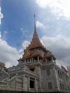 Wat Traimit