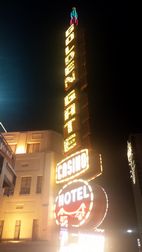 Golden Gate, Freemont Street