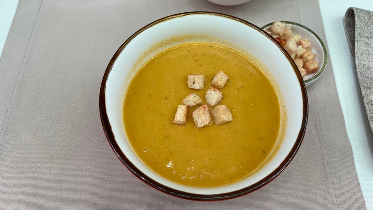 Sopa de lentejas