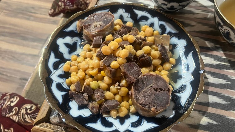 Qazi (embutido hecho de carne de caballo)